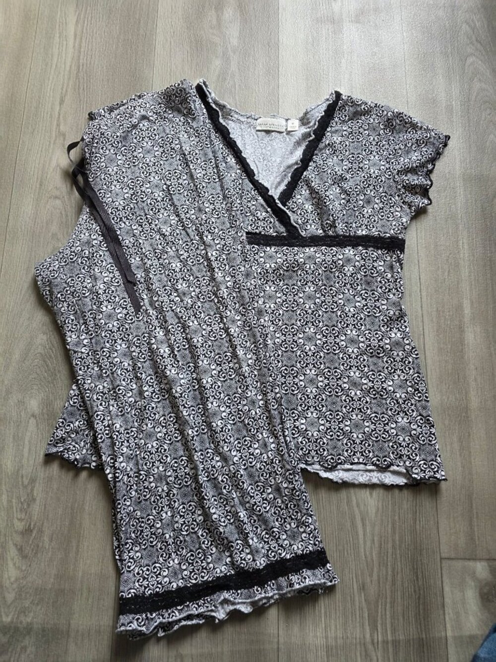 Sarah Spencer Womens M Black & White Paisley Print Pajama Set With Lace Trim
